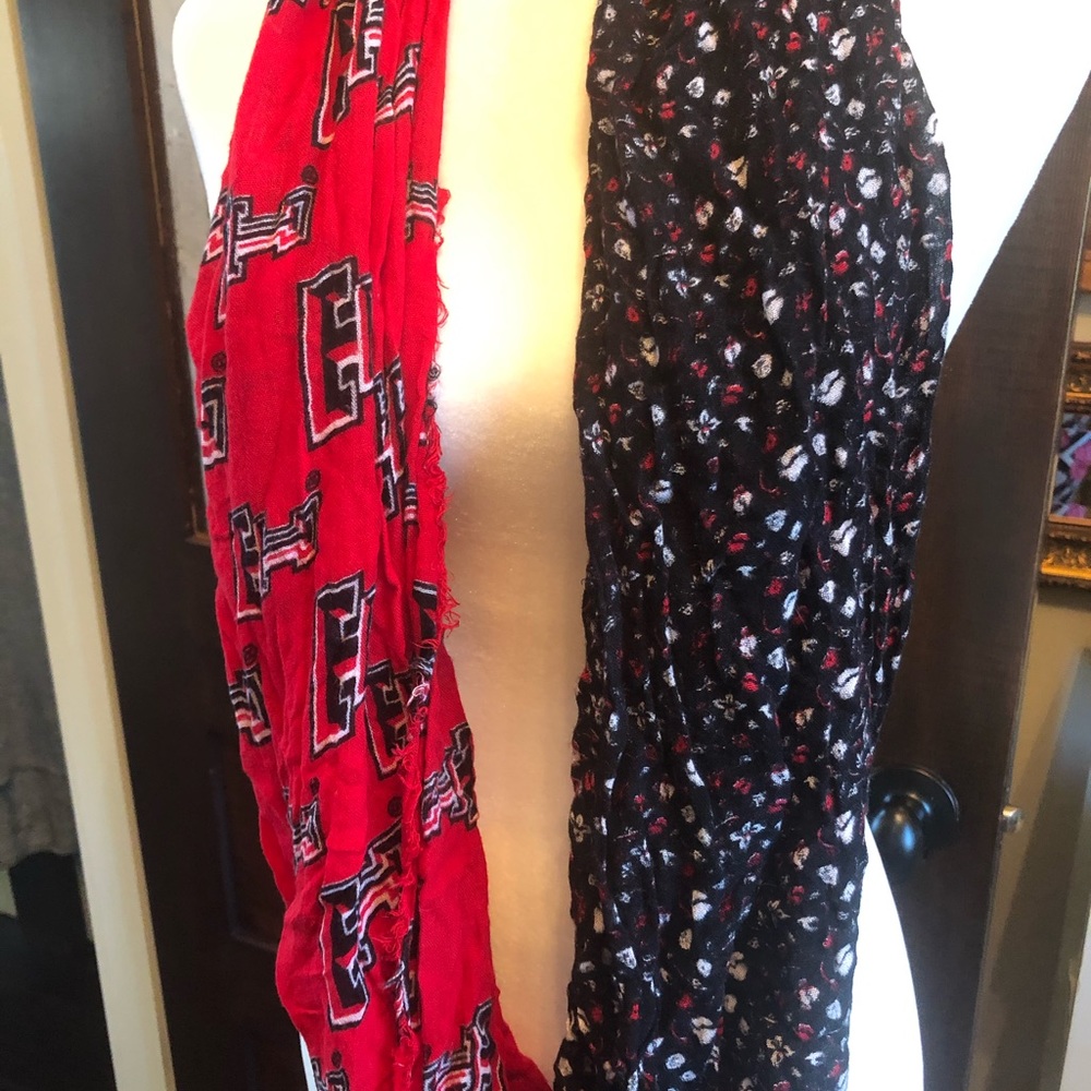 Texas Tech Infinity scarf